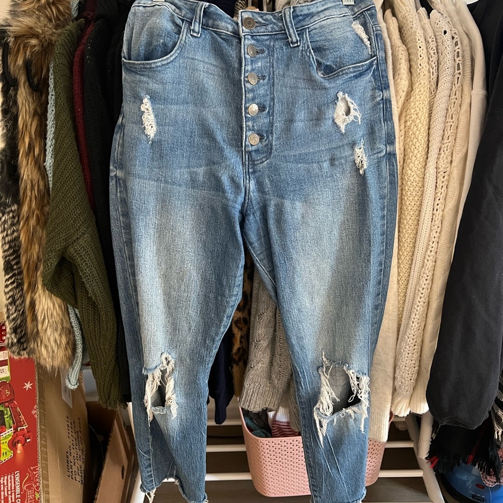 Show me your mumu ripped knee jeans